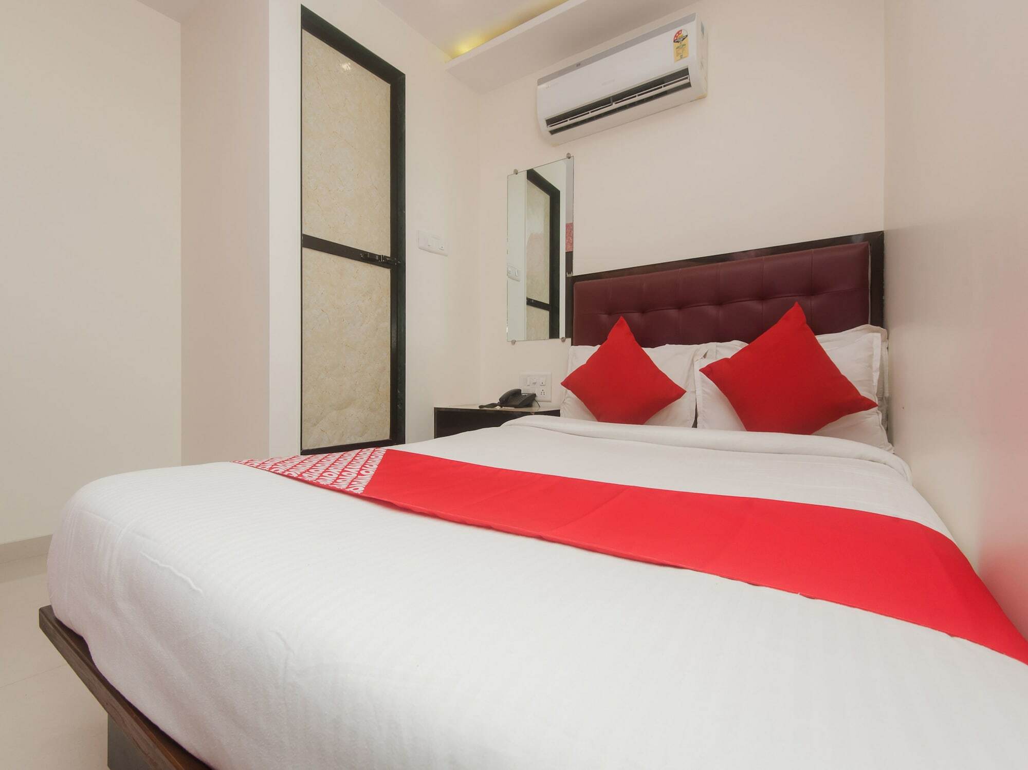 Hotel Mantra Residency Mumbai Exterior foto